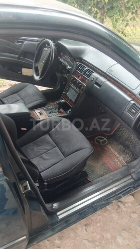 Mercedes E 240 1997, 482,093 km - 2.4 l - Cəlilabad