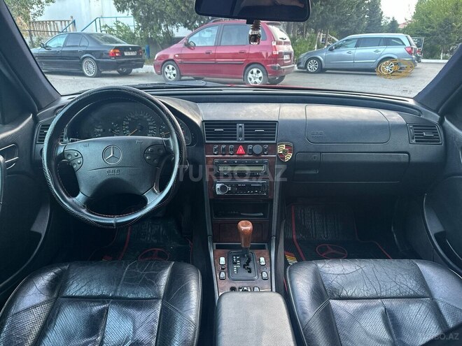 Mercedes C 240 1999, 263,488 km - 2.4 l - Bakı