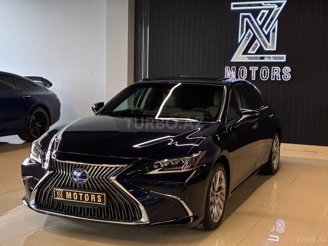 Lexus ES 300h-1