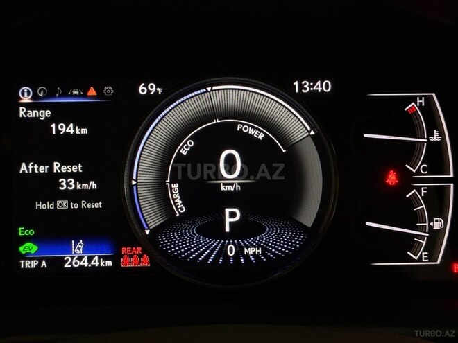 Lexus ES 300h-8