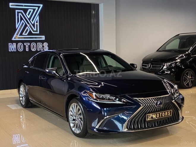 Lexus ES 300h-3