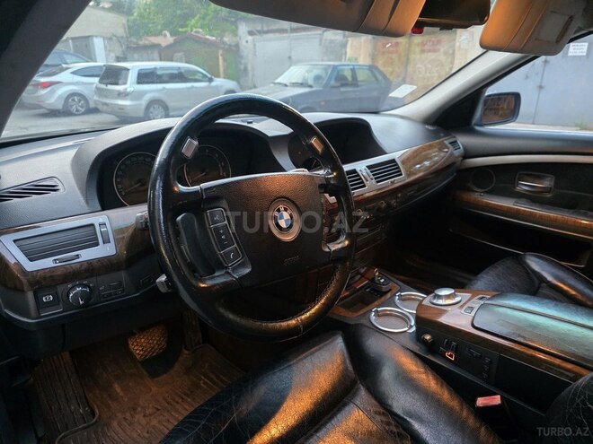 BMW 745-8