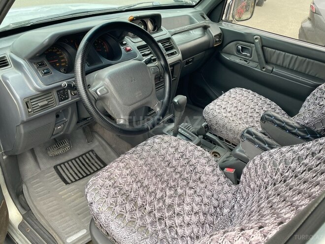 Mitsubishi Pajero 1994, 250,000 km - 3.5 л - Bakı