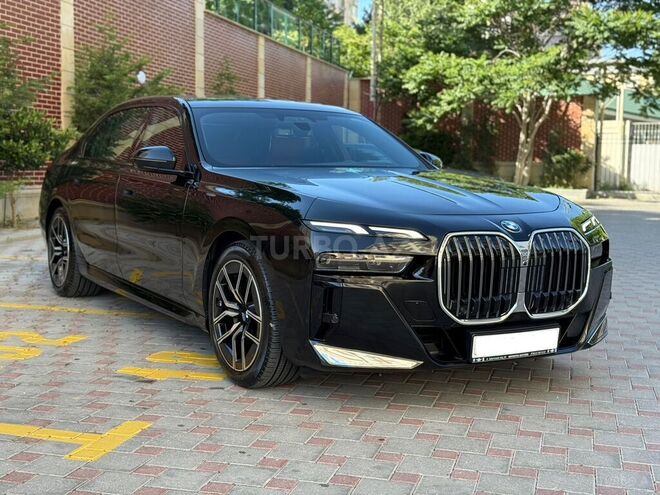 BMW 740 2023, 10,000 km - 3.0 l - Bakı