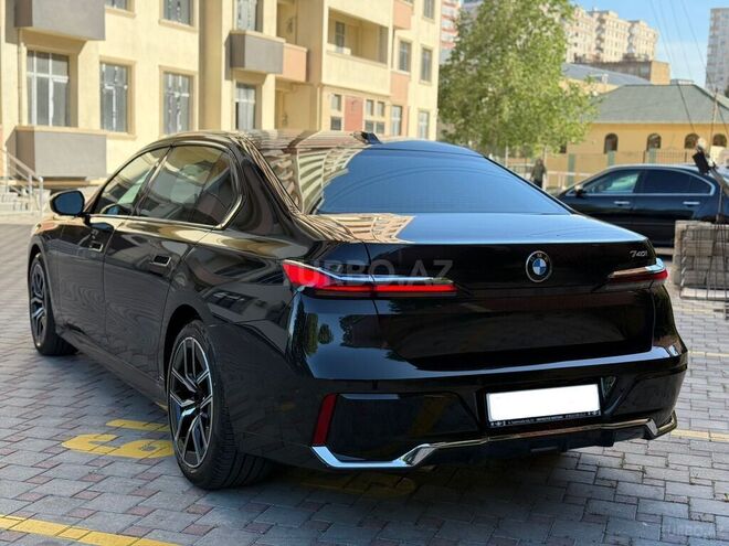 BMW 740 2023, 10,000 km - 3.0 l - Bakı