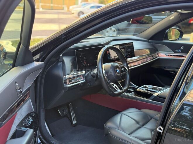 BMW 740 2023, 10,000 km - 3.0 l - Bakı