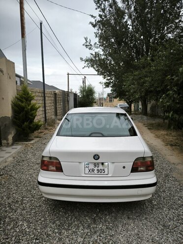 BMW 528 1997, 259,824 km - 2.8 l - Bakı