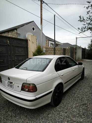 BMW 528 1997, 259,824 km - 2.8 l - Bakı