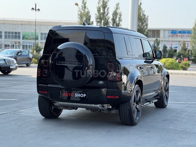 Land Rover Defender-3
