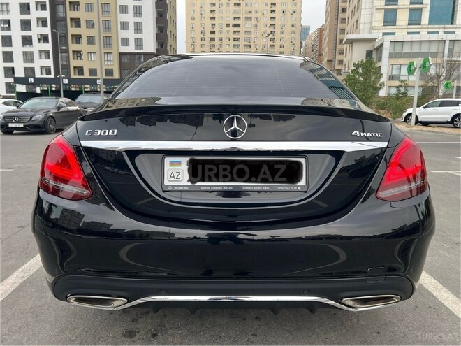 Mercedes C 300 4MATIC 2015, 147,900 km - 2.0 l - Bakı