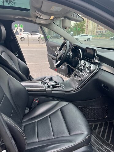 Mercedes C 300 4MATIC 2015, 147,900 km - 2.0 l - Bakı