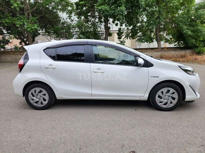 Toyota Aqua 2018, 70,000 km - 1.5 l - Bakı