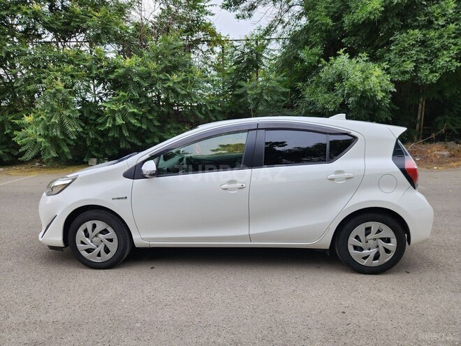 Toyota Aqua 2018, 70,000 km - 1.5 l - Bakı