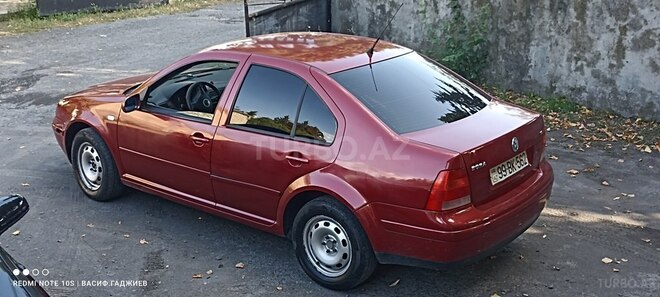Volkswagen Bora 1999, 256,000 km - 1.6 l - Zaqatala
