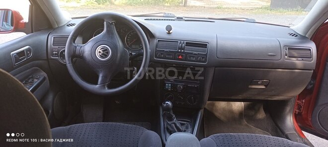 Volkswagen Bora 1999, 256,000 km - 1.6 l - Zaqatala