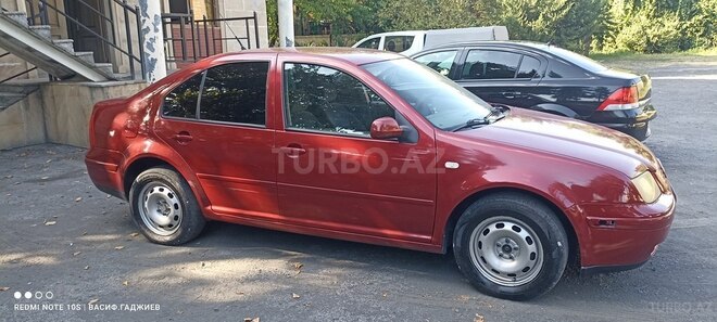 Volkswagen Bora 1999, 256,000 km - 1.6 l - Zaqatala