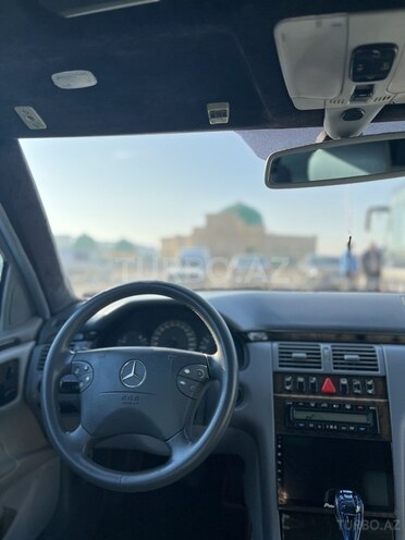 Mercedes E 320 2000, 340,000 km - 3.2 l - Salyan
