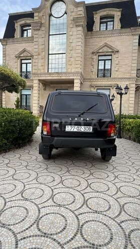 LADA (VAZ) Niva-16