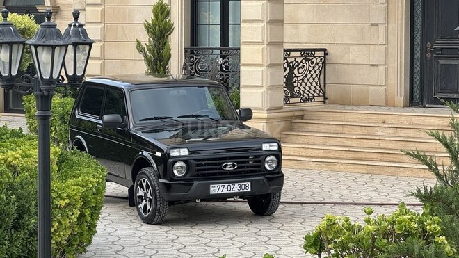 LADA (VAZ) Niva-1