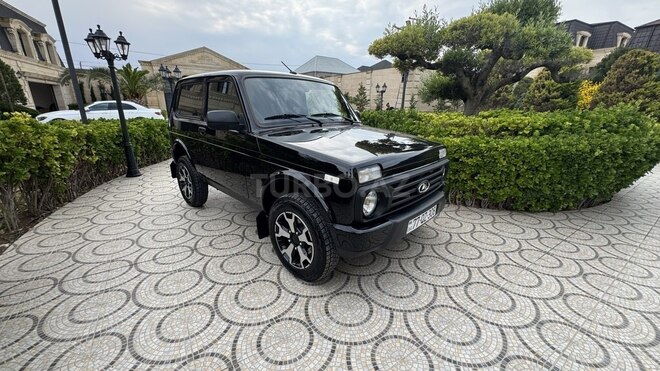 LADA (VAZ) Niva-9