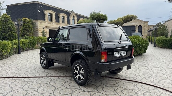 LADA (VAZ) Niva-12