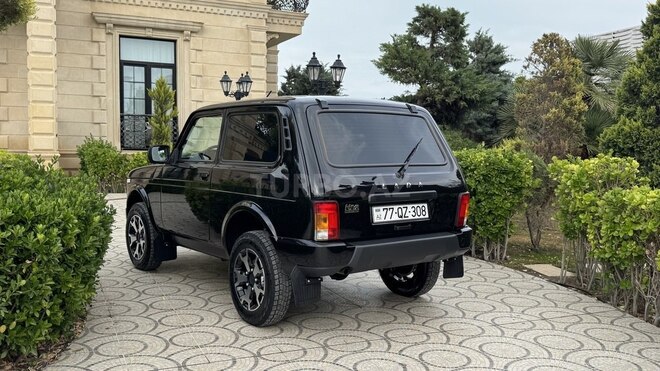 LADA (VAZ) Niva-3