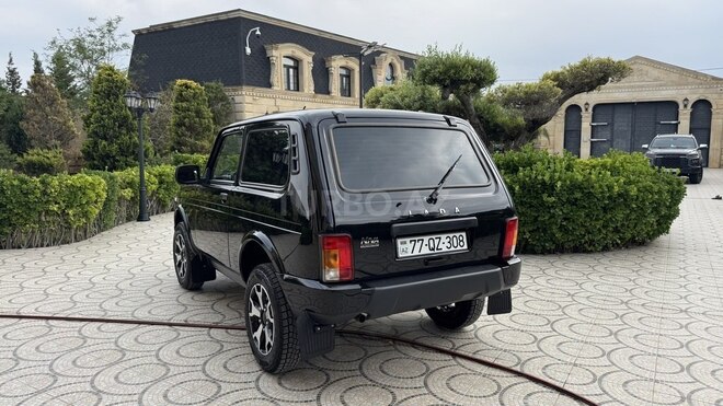 LADA (VAZ) Niva-13