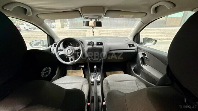 Volkswagen Polo 2011, 355,000 km - 1.4 l - Bakı
