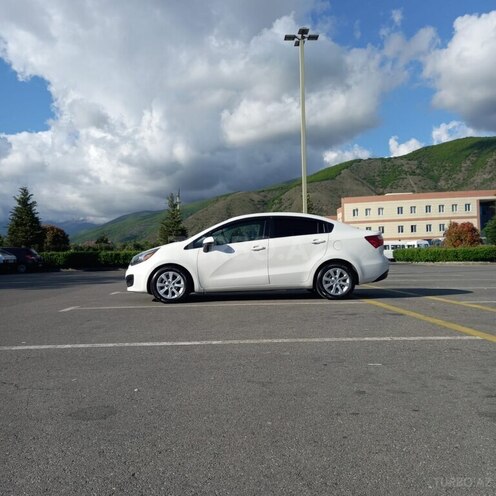 Kia Rio 2013, 230,000 km - 1.6 l - Şəki