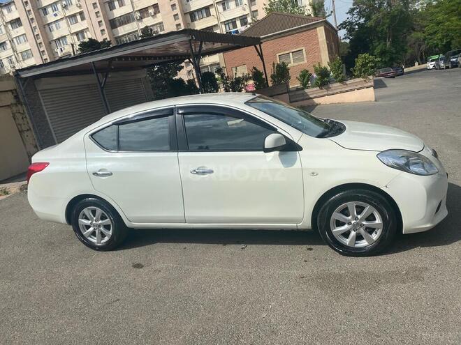 Nissan Sunny 2013, 177,417 km - 1.5 l - Bakı