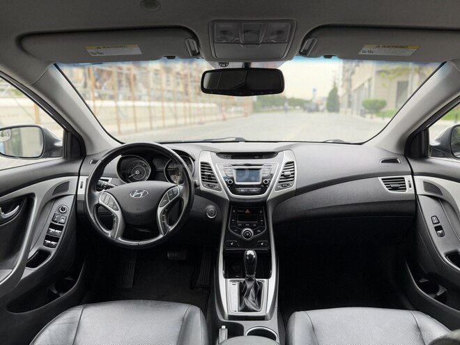 Hyundai Elantra 2015, 119,000 km - 1.8 л - Bakı