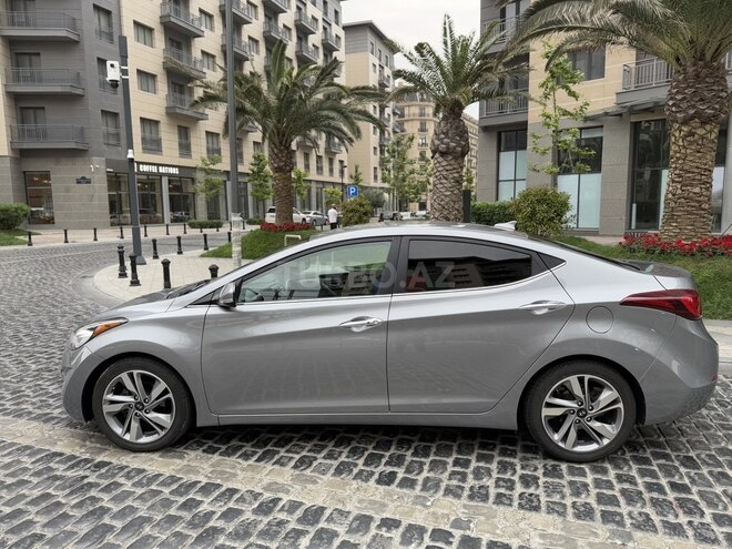 Hyundai Elantra 2015, 119,000 km - 1.8 л - Bakı
