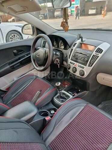 Kia  2009, 197,790 km - 1.4 l - Gəncə