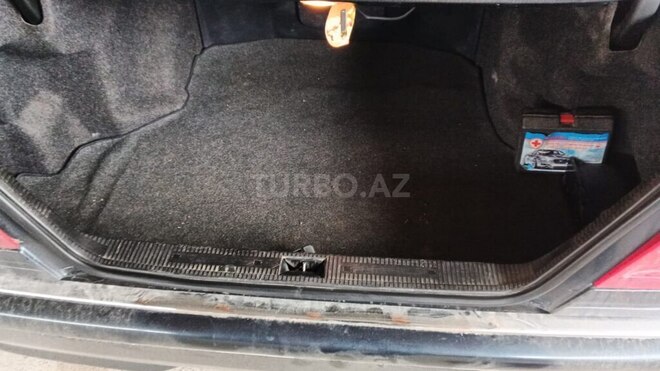 Mercedes C 230 1996, 368,000 km - 2.3 l - Şirvan