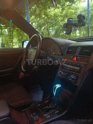 Mercedes C 230 1996, 368,000 km - 2.3 l - Şirvan