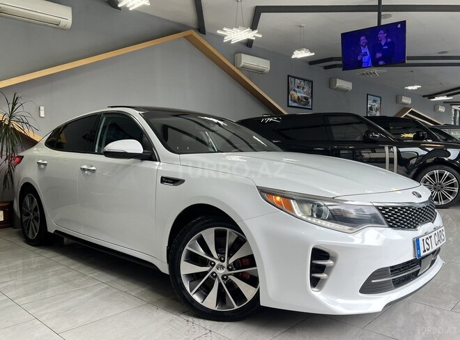 Kia Optima-4