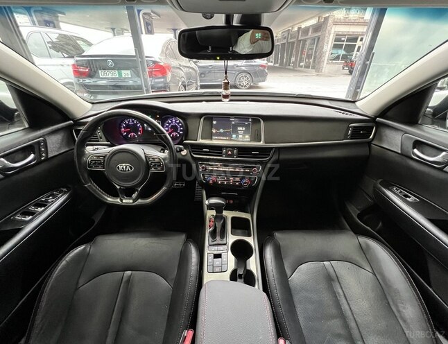 Kia Optima-12