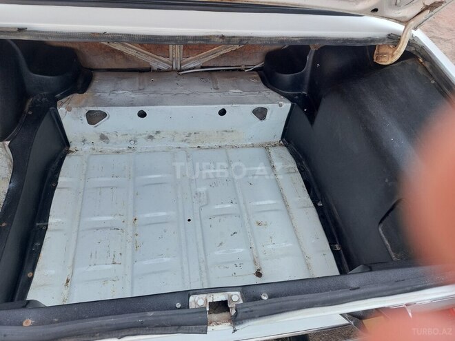 LADA (VAZ) 2106 1987, 95,000 km - 1.6 l - Qazax