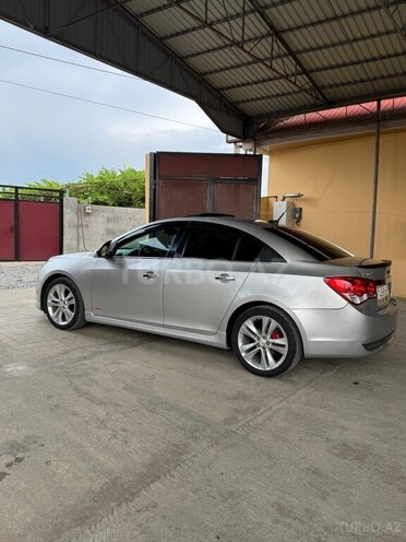 Chevrolet Cruze 2014, 270,000 km - 1.4 l - Saatlı