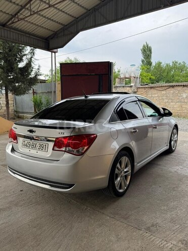 Chevrolet Cruze 2014, 270,000 km - 1.4 l - Saatlı