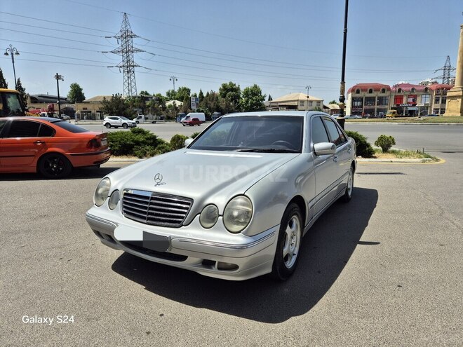 Mercedes E 270 2001, 300,143 km - 2.7 l - Gəncə