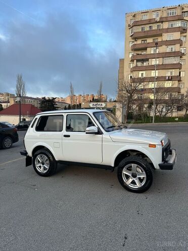 LADA (VAZ) Niva 2024, 8,500 km - 1.7 л - Bakı
