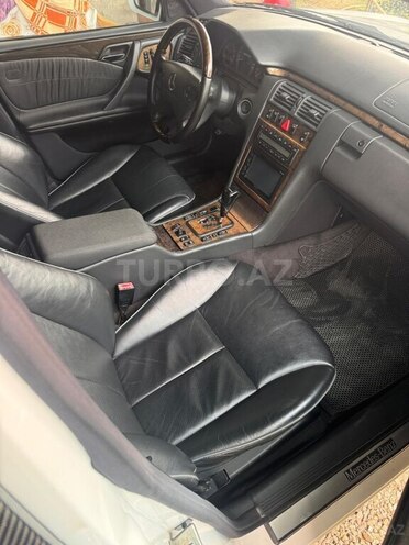 Mercedes E 320 2000, 320,000 km - 3.2 l - Lənkəran