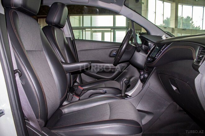 Chevrolet Trax-15