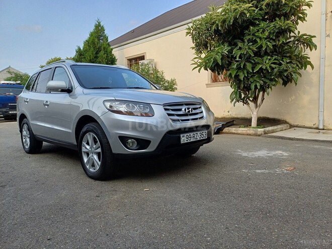 Hyundai Santa Fe 2010, 225,000 km - 2.0 l - Göygöl