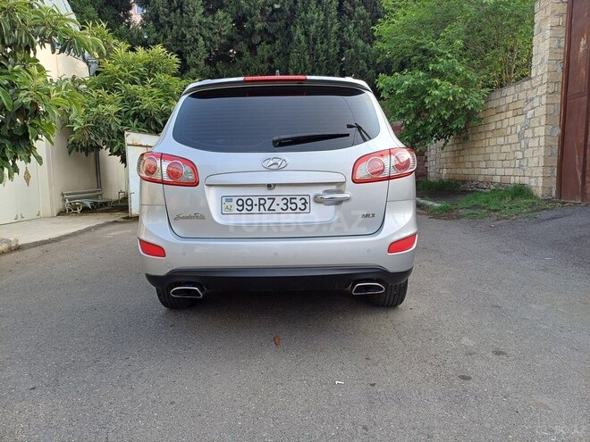 Hyundai Santa Fe 2010, 225,000 km - 2.0 l - Göygöl