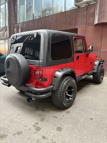Jeep Wrangler-11