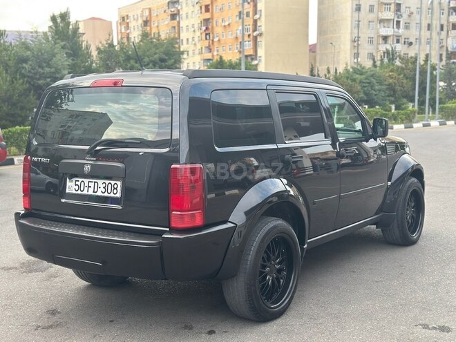 Dodge Nitro 2008, 302,000 km - 2.8 l - Sumqayıt