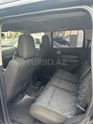 Dodge Nitro 2008, 302,000 km - 2.8 l - Sumqayıt