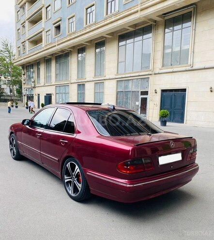 Mercedes E 220 d 2000, 298,000 km - 2.2 l - Bakı